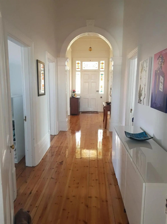 Semaphore Sea Breeze-Family Beach-Heated Plunge Pool Holiday House 4 brm 2 bath
