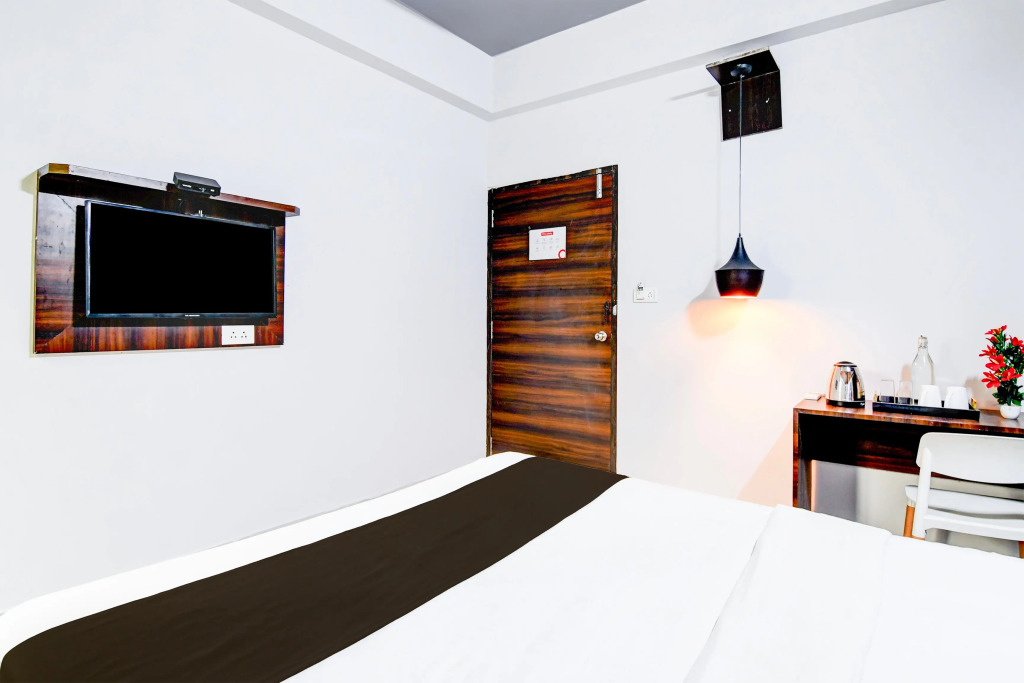 Super Townhouse Chandrasekharpur