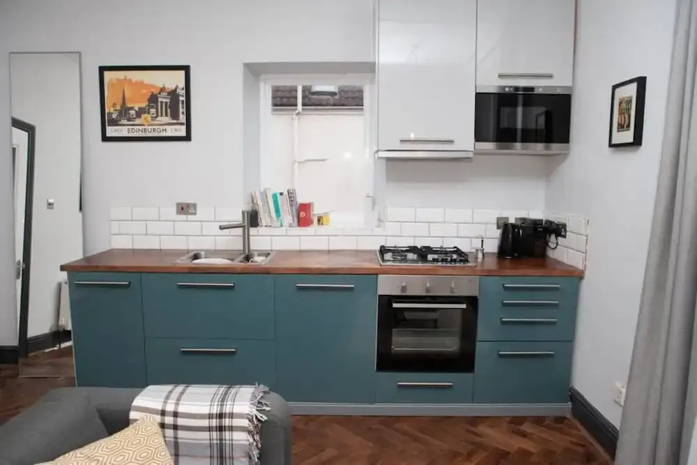 Spacious Victorian Flat in the Heart of Bristol