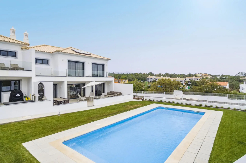 Elegant Luxury Villa by Ideal Homes