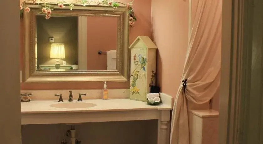 Grand Magnolia Ballroom & Suites