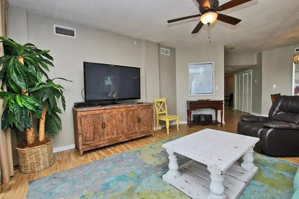 Palms 513 - Two Bedroom Condo