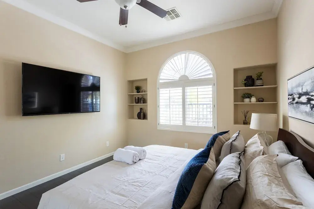 New Listing! Luxe 3br Desert Ridge 3 Bedroom Home