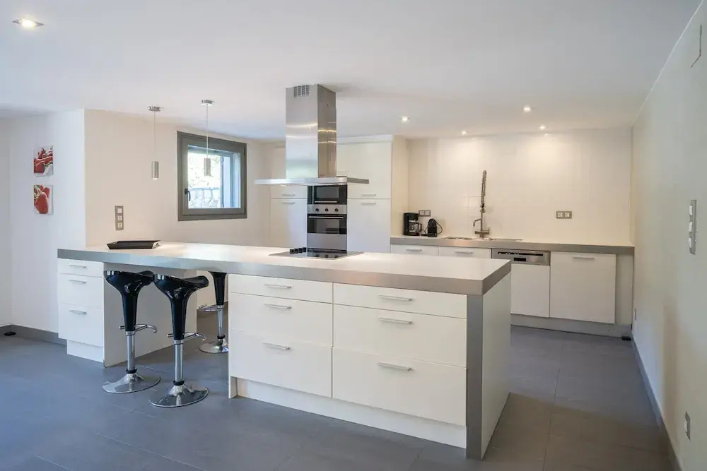 Holiday Home in Lescala Near Platja Cala Montgo