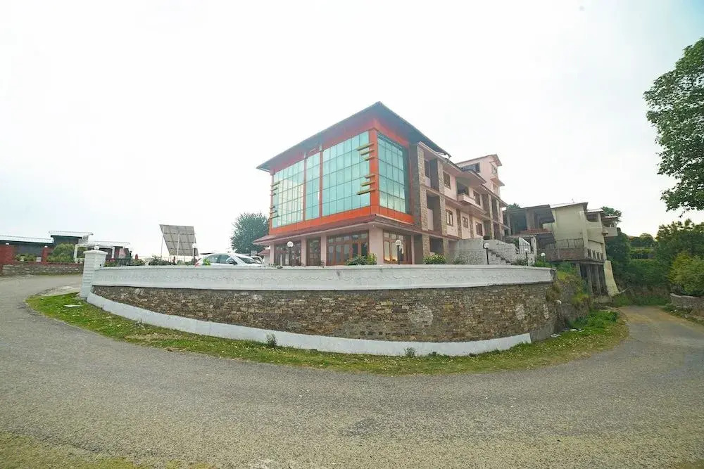 Oyo 37141 Pathik Resort