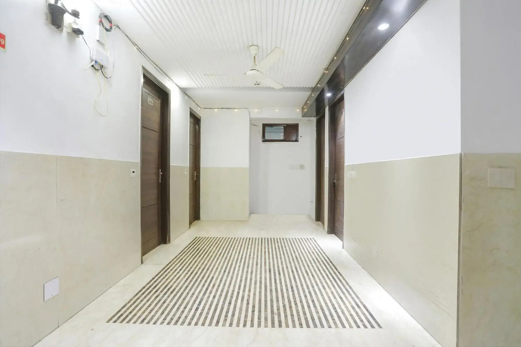 Capital O 464 Hotel Lotus Palace