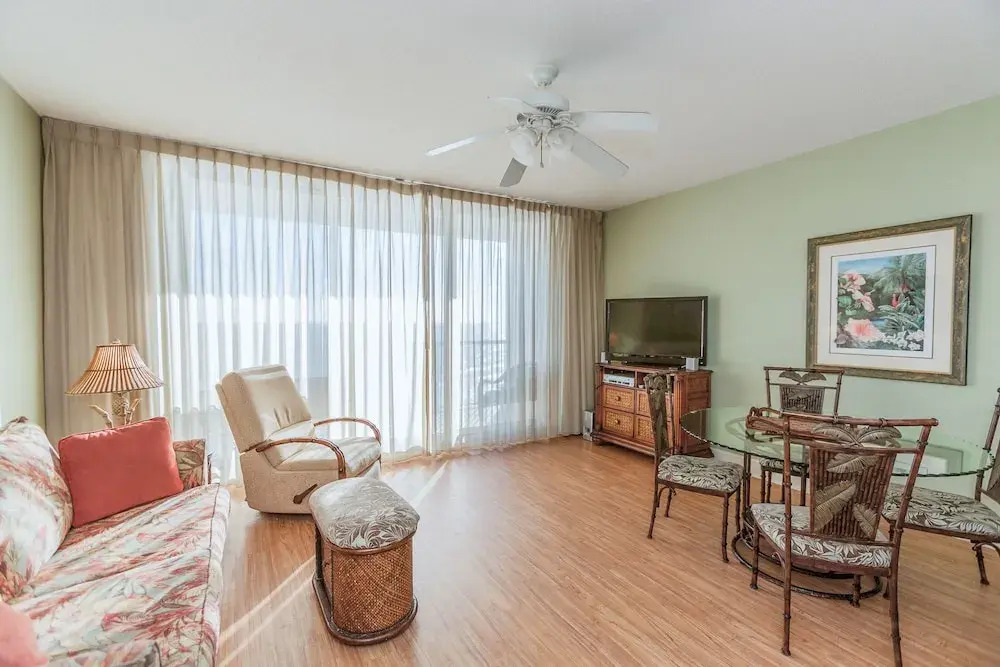 10901 Front Beach Rd Condo OFC 607 2 Bedrooms 2 Bathrooms Condo