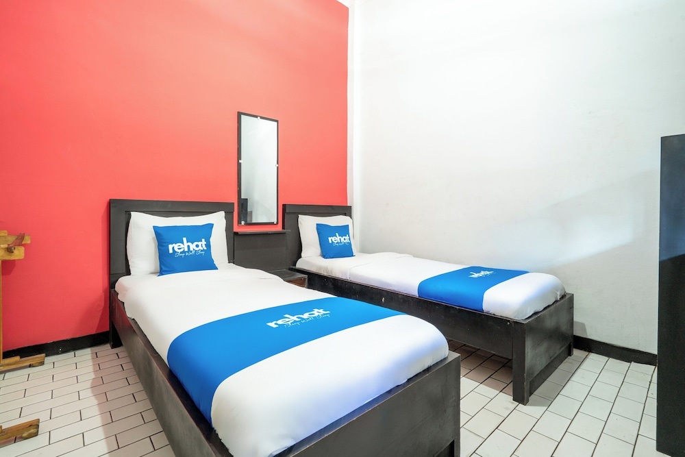 Rehat at Abadi Hotel Tasikmalaya