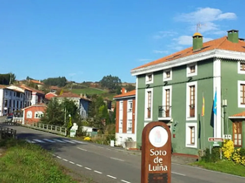 Vintage Apartment in Soto de Luiña near Caba Vidio