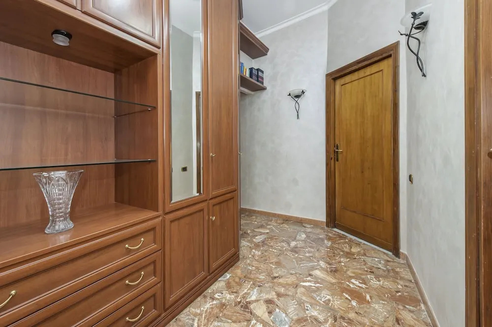 Charming Roma Apartment With 3 Bedrooms