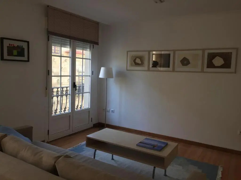 LUMINOSO Apartamento en el Centro de Cambados