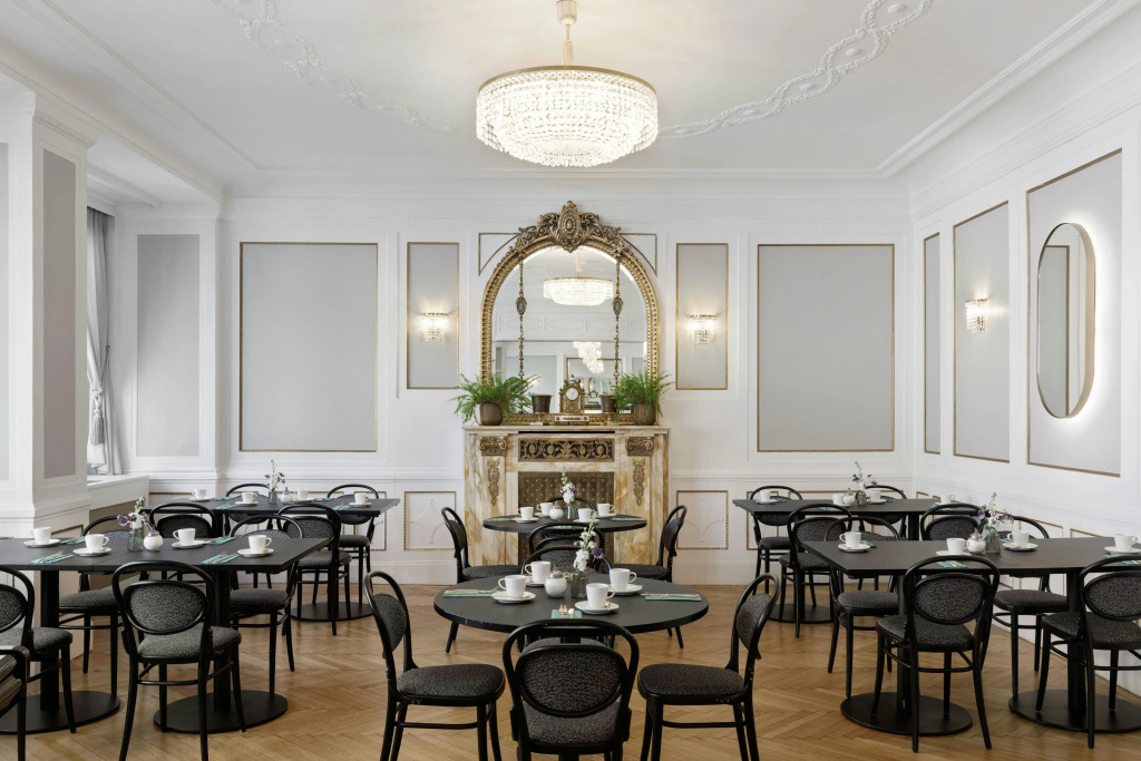 Hotel Astoria Vienna, Curio Collection by Hilton