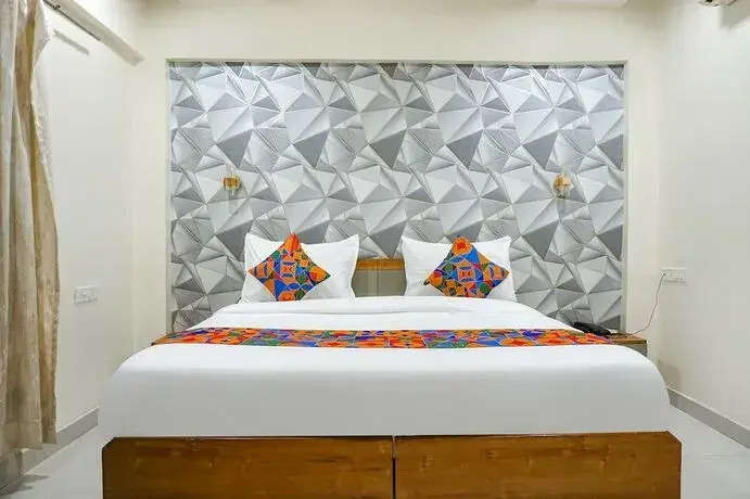Fabhotel Ats Inn