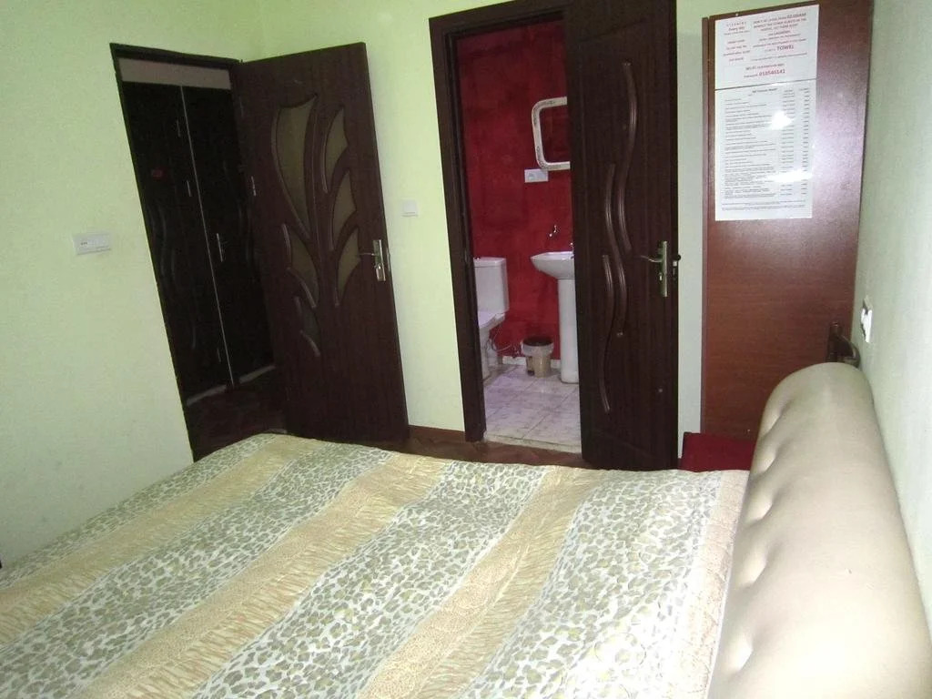 Republic Square Hostel and Tours
