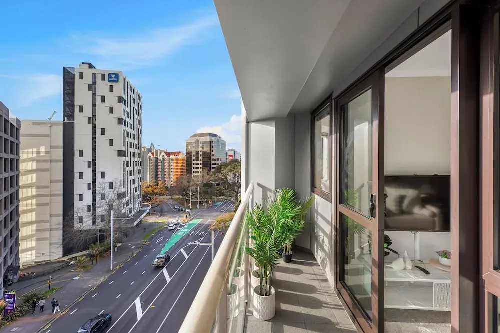 3BR Prime Spot Walk Everywhere by Zodiak
