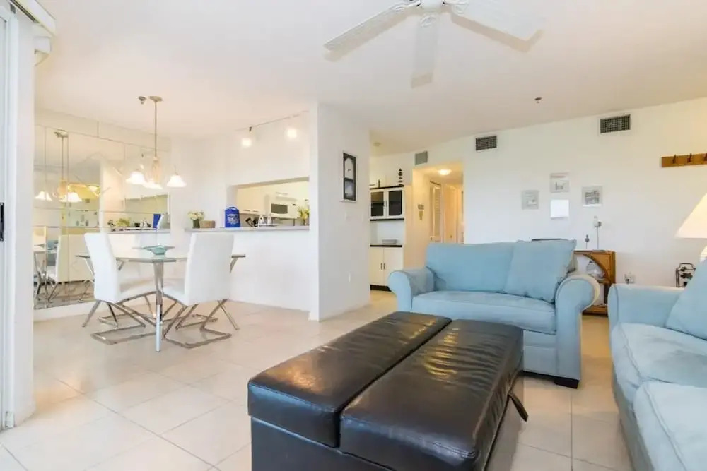 Cove at Sandy Pointe Unit 208a