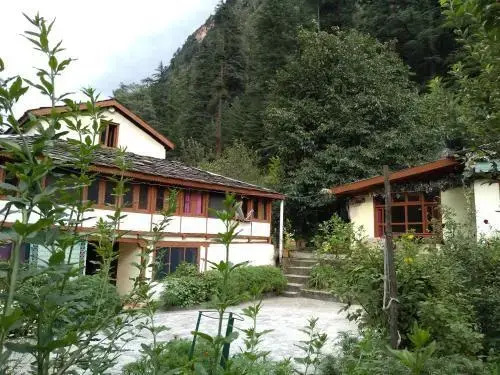 Thakur cottage homestay