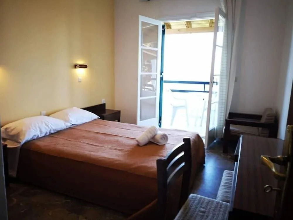 Nikoli Apartments