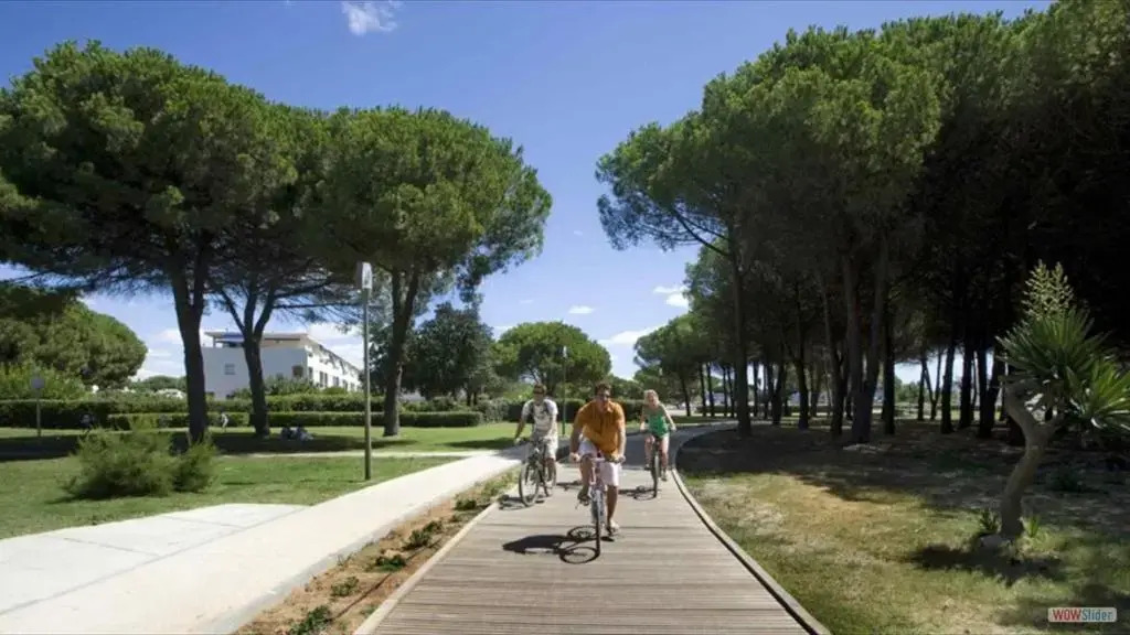 Studio calme et lumineux 10 mn plage et centre-ville Parking privé - Bat JUIN