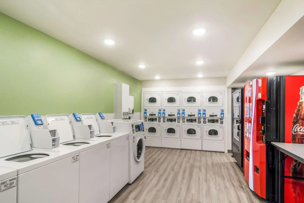 WoodSpring Suites Jacksonville Baymeadows