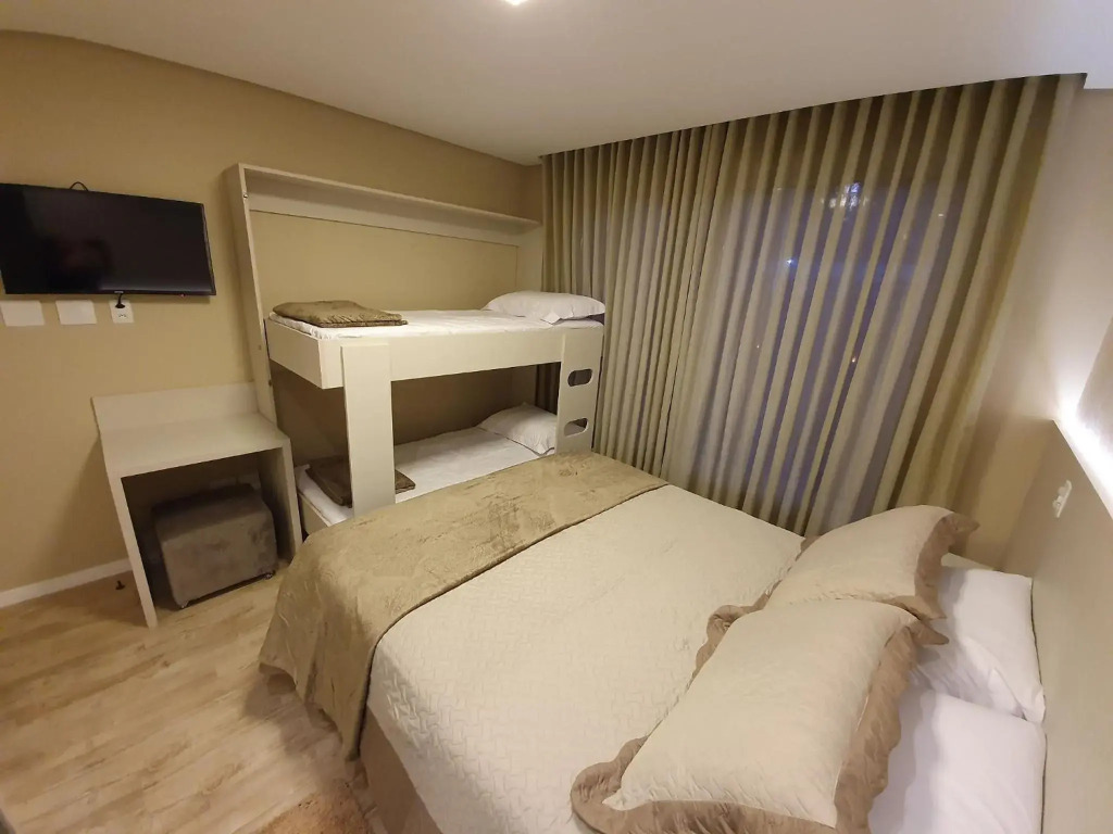 Apto De Luxo Centro De Gramado, 2 Suites, Mobiliado E Equipado (201)