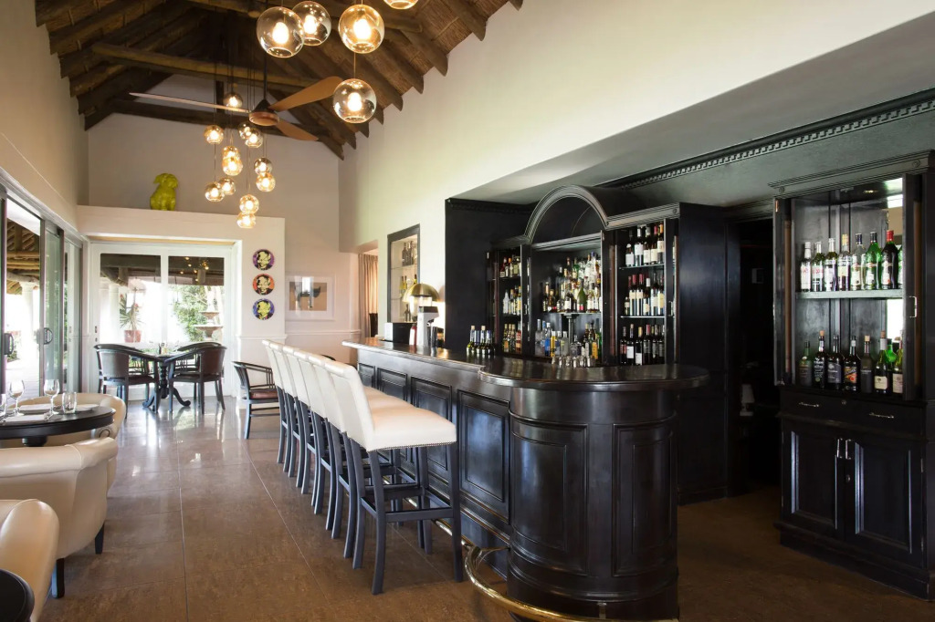 Mont Rochelle Hotel and Vineyard