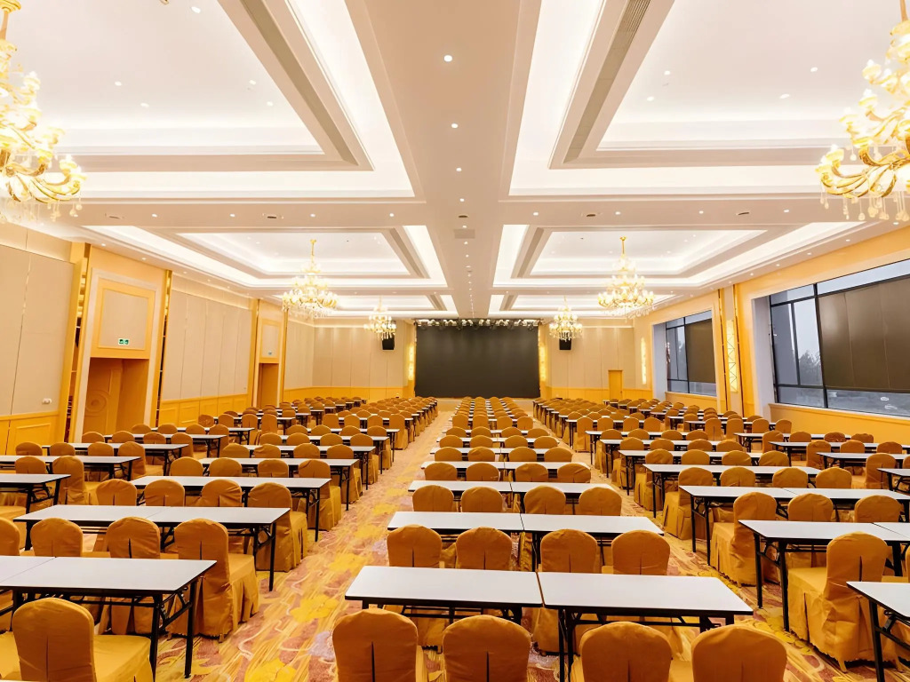 Vienna International Hotel Shanghai Pudong New District Dishui Lake Univeristy City