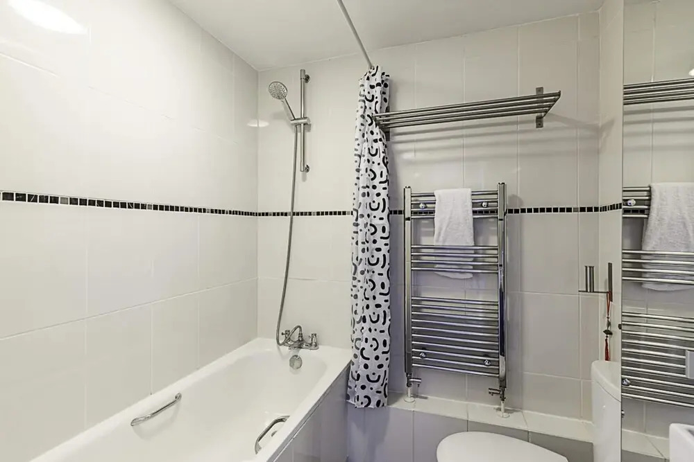 Cosy Angel Flat: Tube Nearby, Stunning Views!