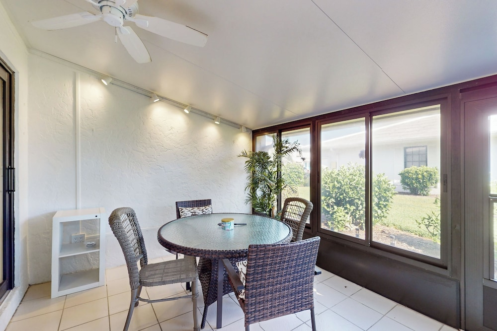 1 Mi to Beach! Marco Island Family Getaway w/ Pool