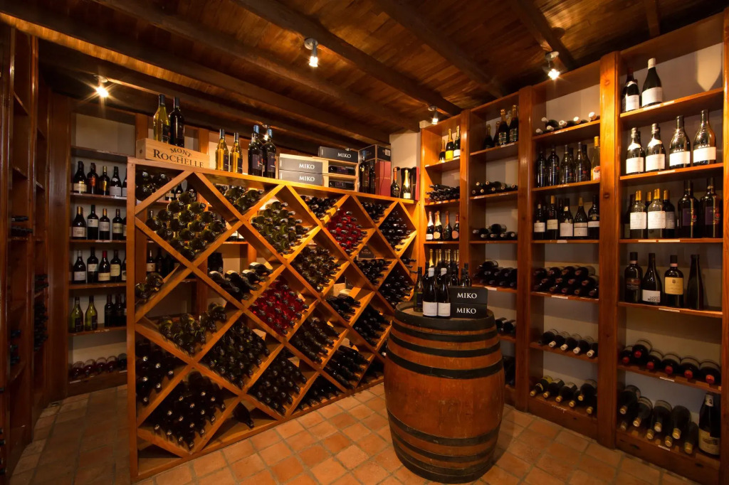 Mont Rochelle Hotel and Vineyard