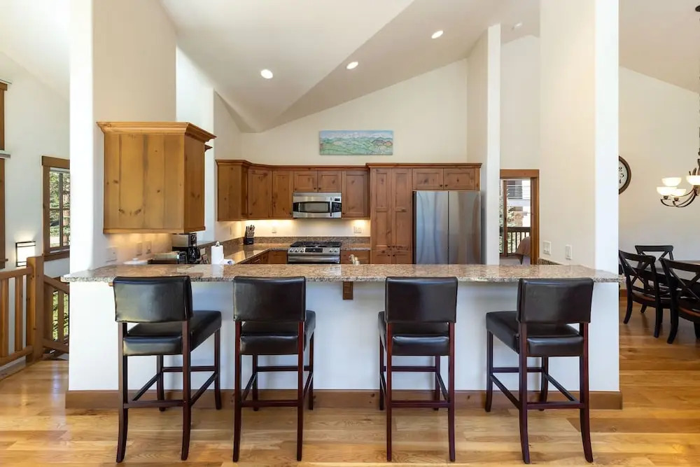 43 Thackwell 3 Bedroom Condo