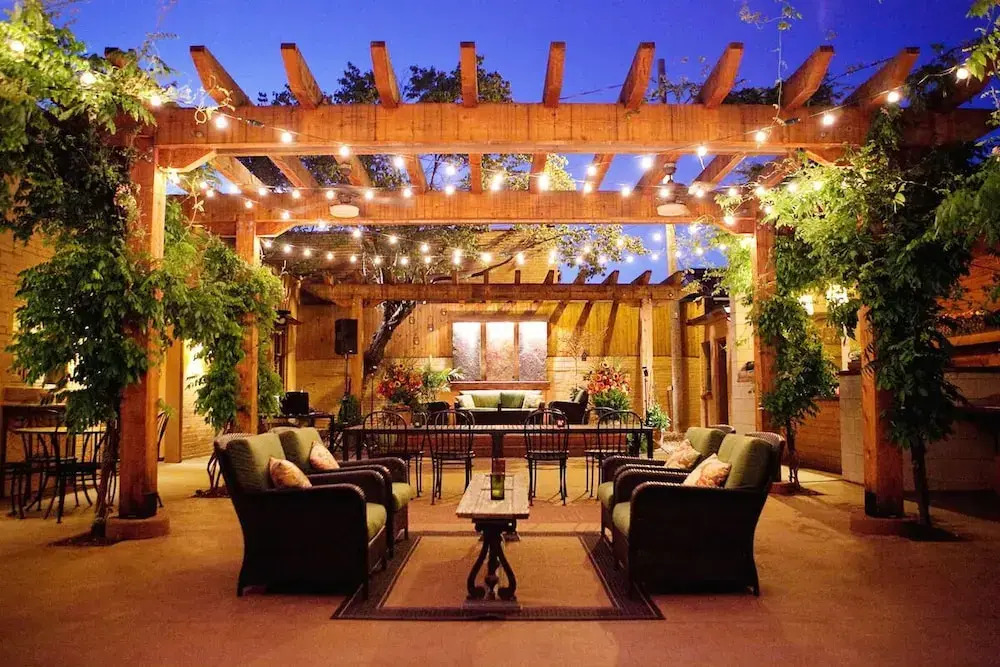 The Chocolate Suite - Walkable And Peaceful 2 Bedroom Home