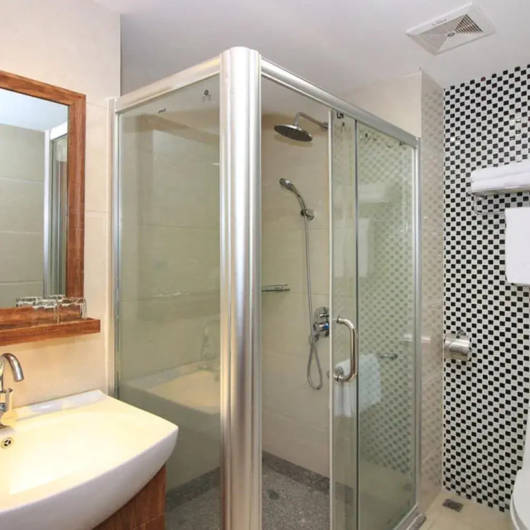 Vyluk Hotel Renmin 3rd Road Qingyuan