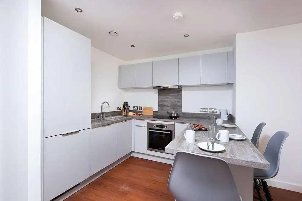 Lovely 2 Bed City Centre Apartment