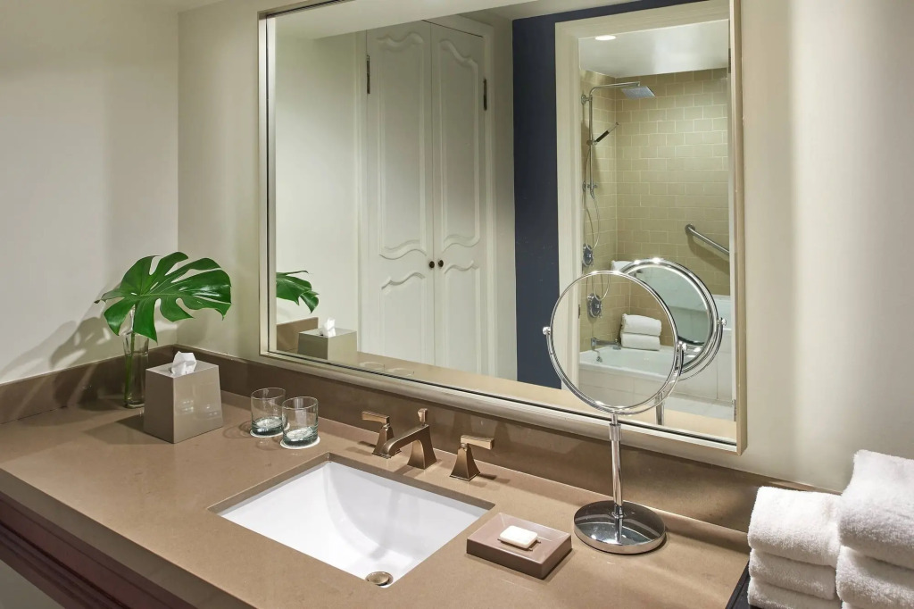 Hotel Colonnade Coral Gables, Autograph Collection