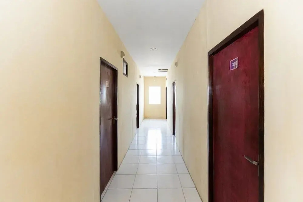 RedDoorz @ Jalan Maengket Manado