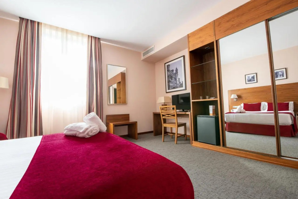 Hospedium Hotel Casino Del Tormes