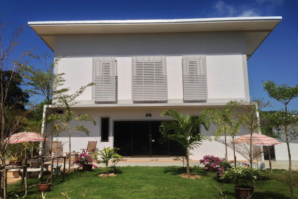 Samui Backpacker Hotel