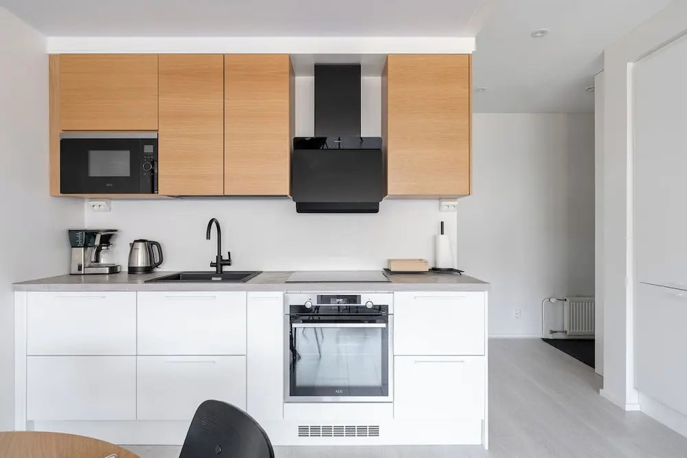 Top Floor Luxury - 2BR Scandi Home