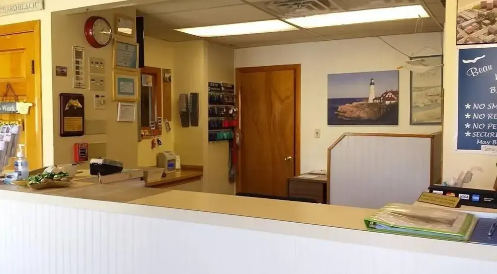 Beau Rivage Motel
