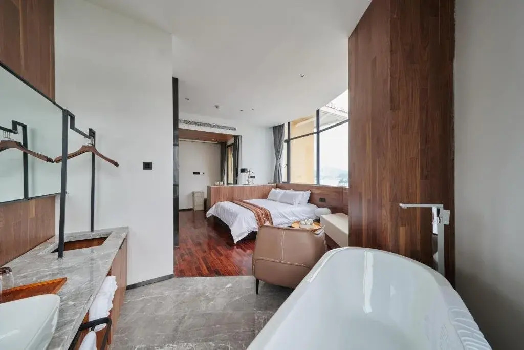 Aizhu Boutique Theme Hotel