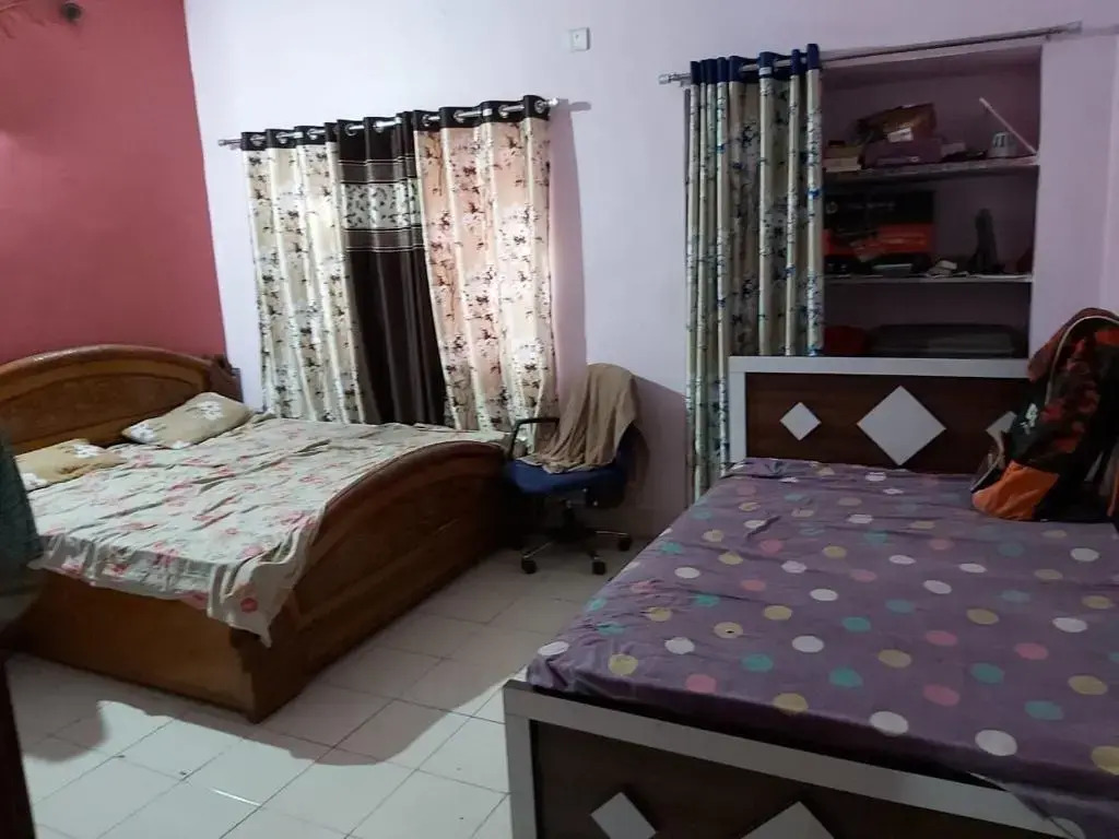 Shreyanshi Guest House