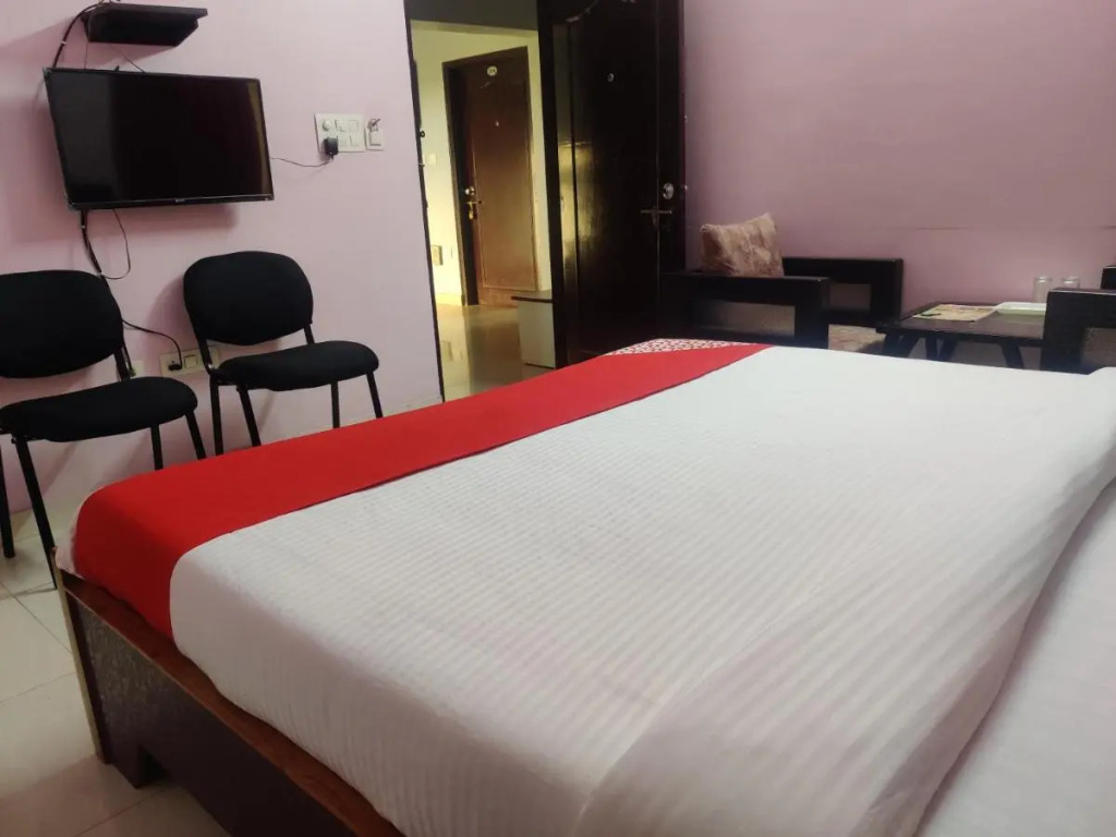 Hotel Aarjee Crescent Jaipur