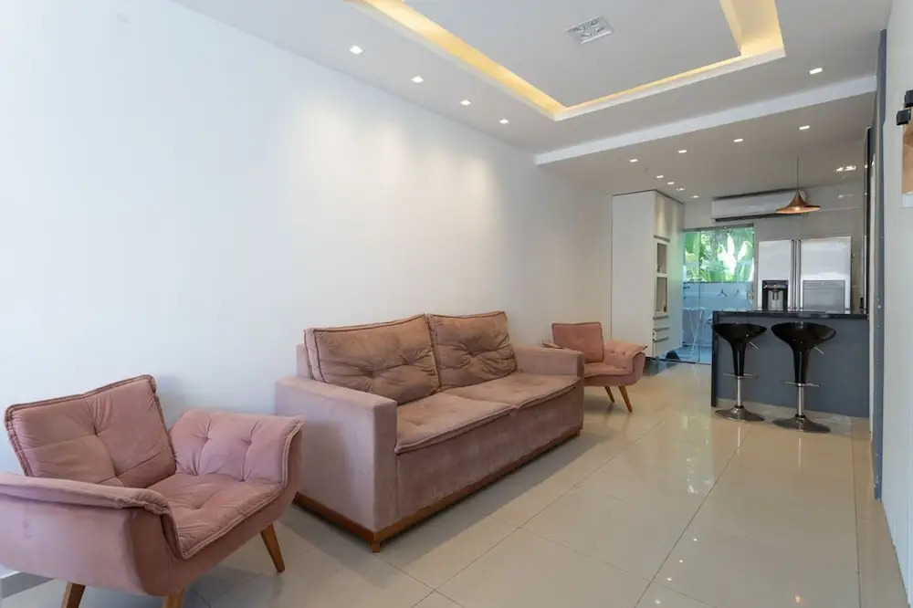 Casa Climatizada com Hidromassagem em Jacarepagu