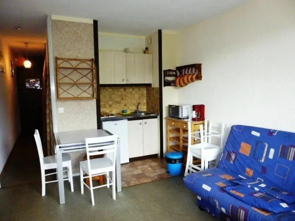 Appartement Arette, 1 pièce, 6 personnes - FR-1-602-20