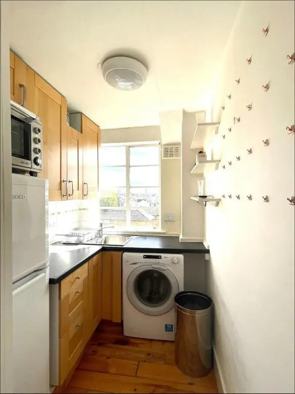 Hyde park Paddington studio