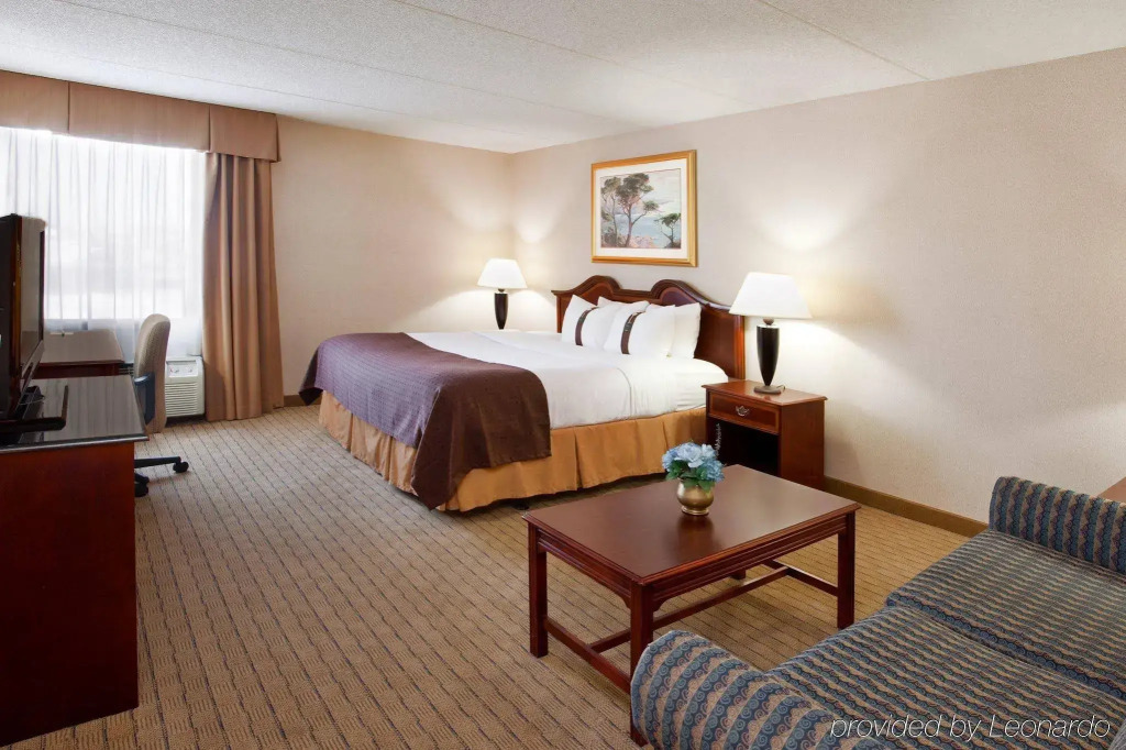 Holiday Inn Youngstown-South - Boardman by IHG