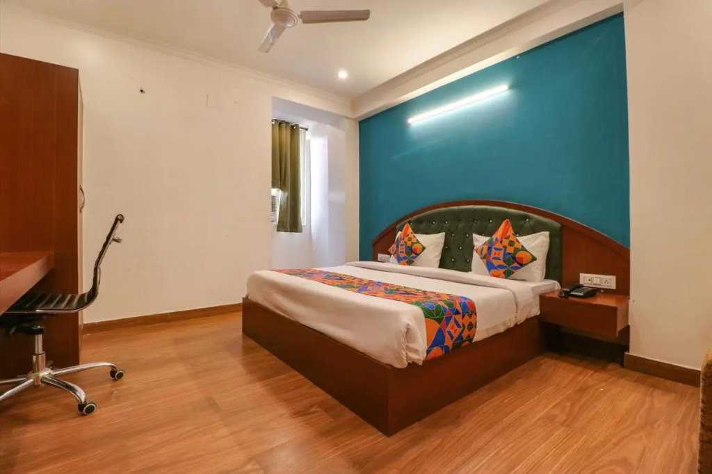 FabHotel Lime Tree - Nr Yashobhoomi Convention Centre