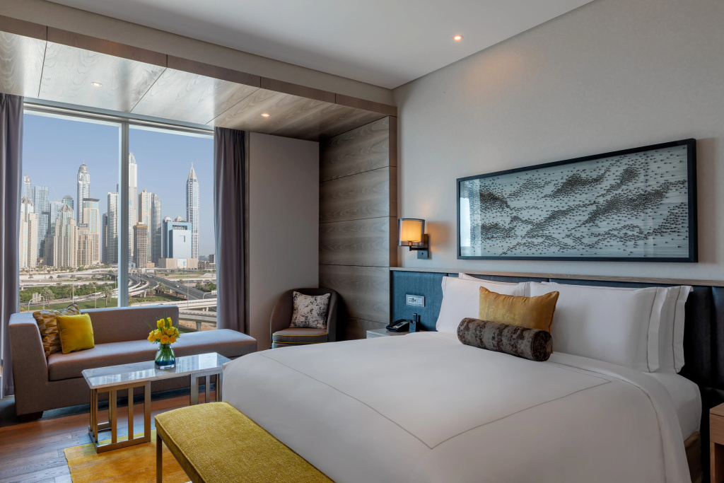 Taj Jumeirah Lakes Towers