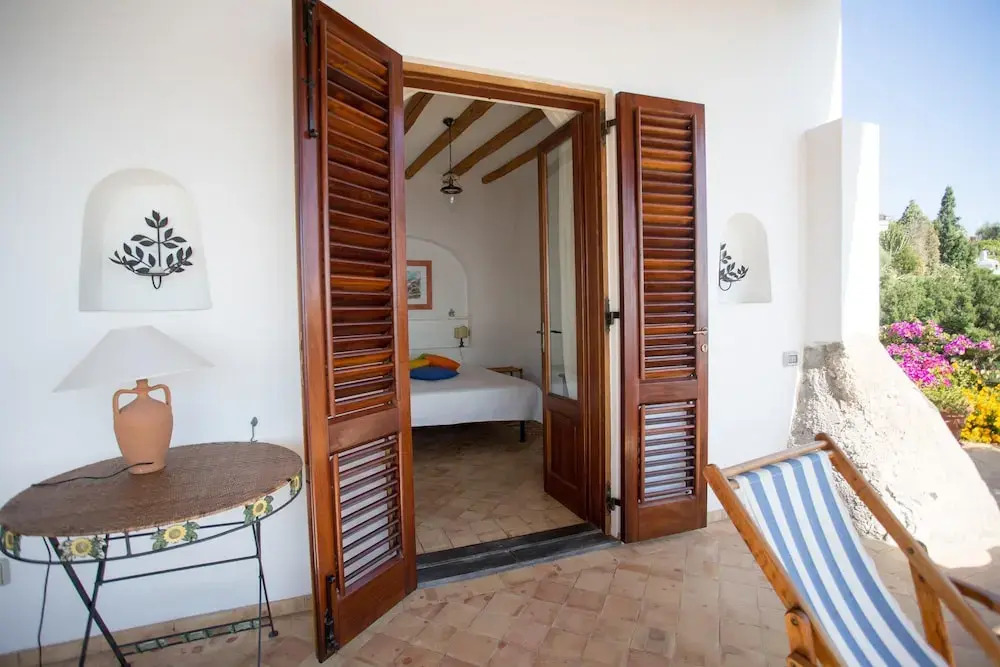 House With one Bedroom in Lipari, With Wonderful sea View, Enclosed Ga